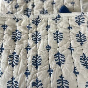 Serena & Lily Cambria King Pillow
Sham NWOT